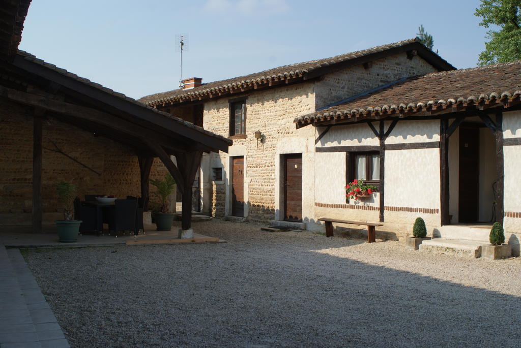 Le Moulin De Champagne Bed & Breakfast Viriat Exterior photo
